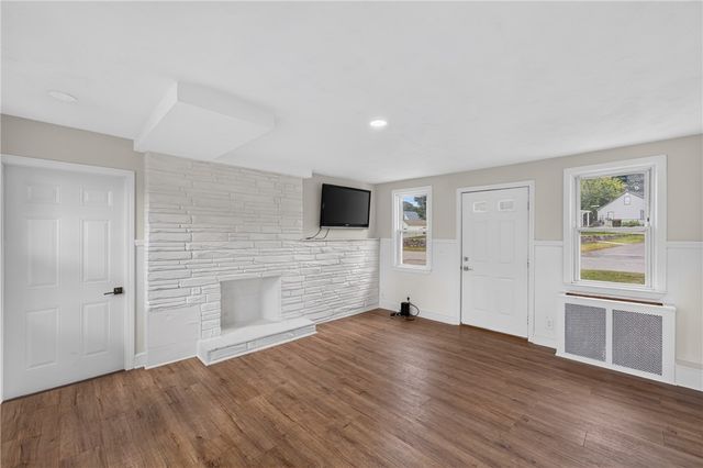 58 Earl Street, West Warwick, RI 02893