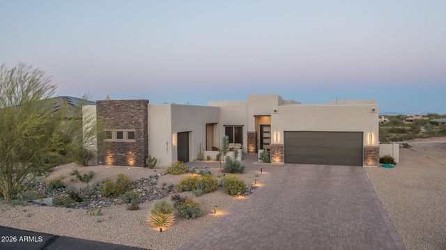 8721 N 193RD Drive, Waddell, AZ 85355