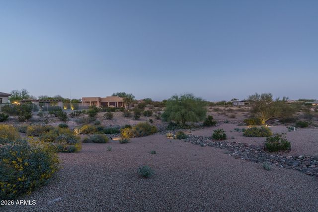8721 N 193RD Drive, Waddell, AZ 85355