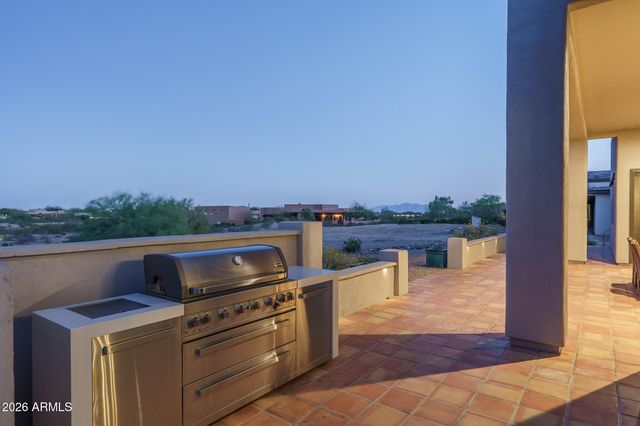 8721 N 193RD Drive, Waddell, AZ 85355