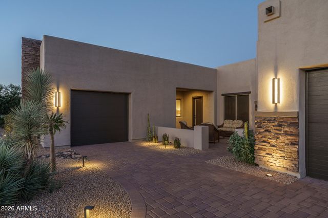 8721 N 193RD Drive, Waddell, AZ 85355