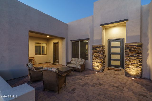 8721 N 193RD Drive, Waddell, AZ 85355