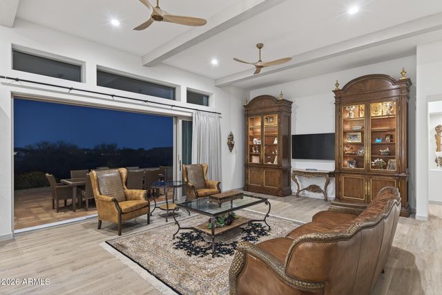 8721 N 193RD Drive, Waddell, AZ 85355