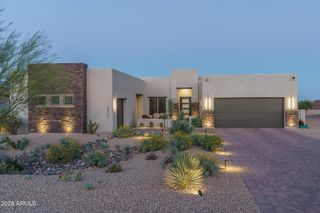 8721 N 193RD Drive, Waddell, AZ 85355