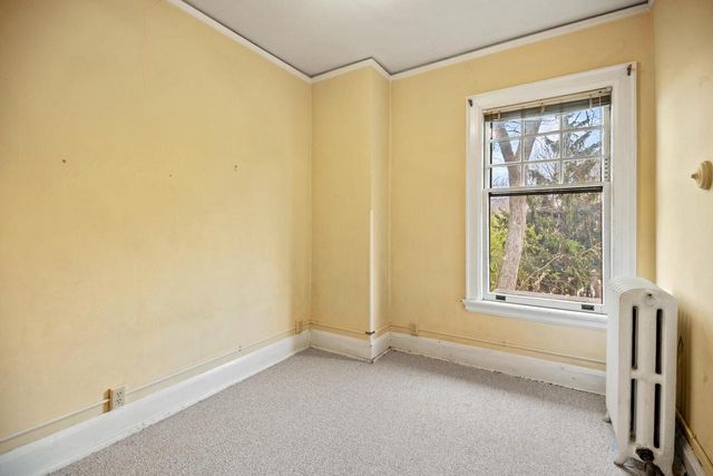 2918 N Hackett AVENUE, Milwaukee, WI 53211