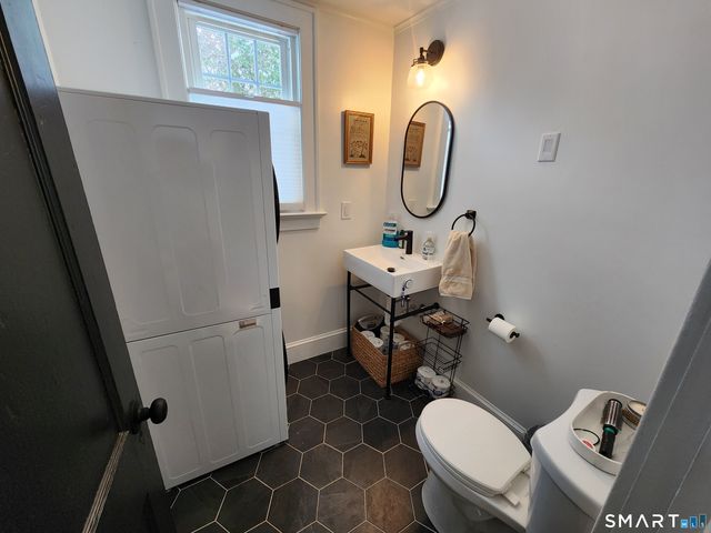 179 Winthrop Terrace, Meriden, CT 06451