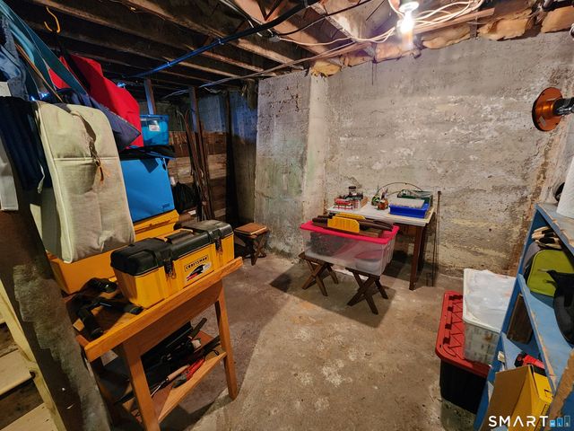 179 Winthrop Terrace, Meriden, CT 06451