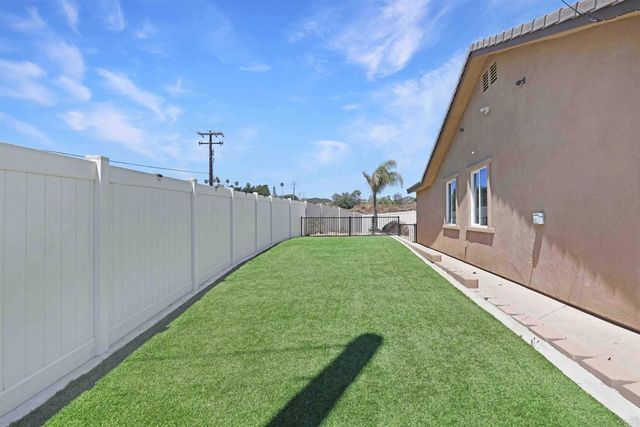 33577 Daily Rd, Menifee, CA 92584