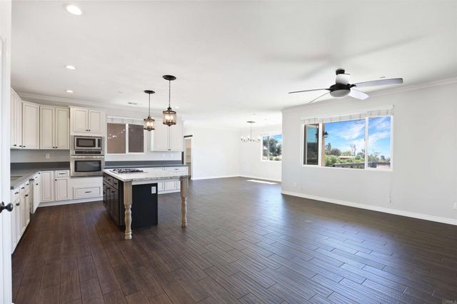 33577 Daily Rd, Menifee, CA 92584