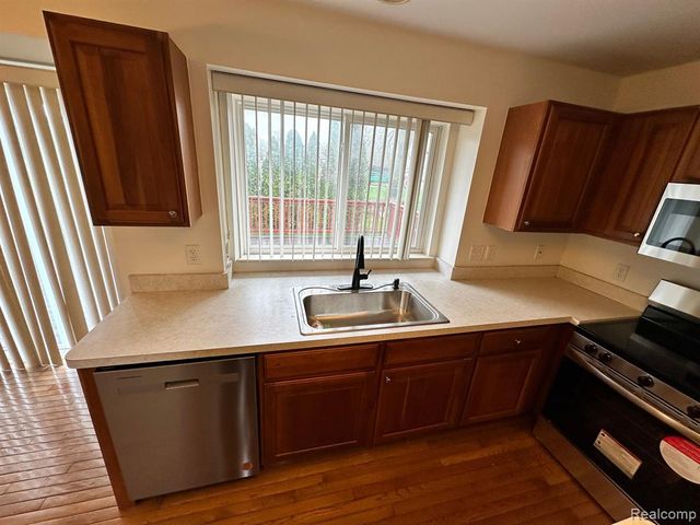 3410 Niagara Avenue, Canton, MI 48188