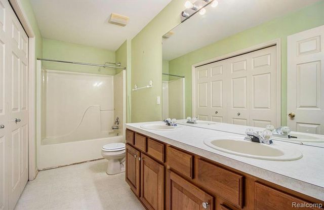 3410 Niagara Avenue, Canton, MI 48188