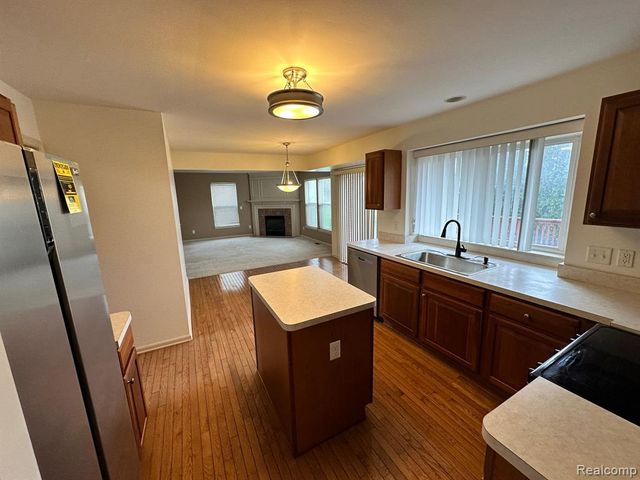 3410 Niagara Avenue, Canton, MI 48188