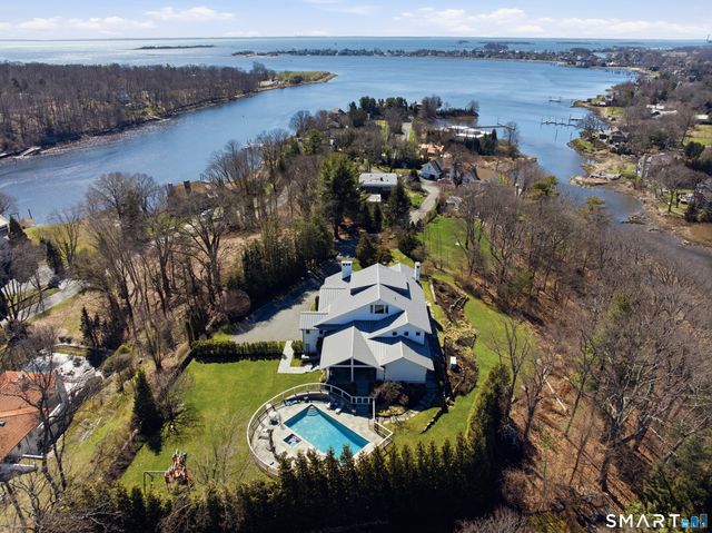 3 Stony Point West, Westport, CT 06880