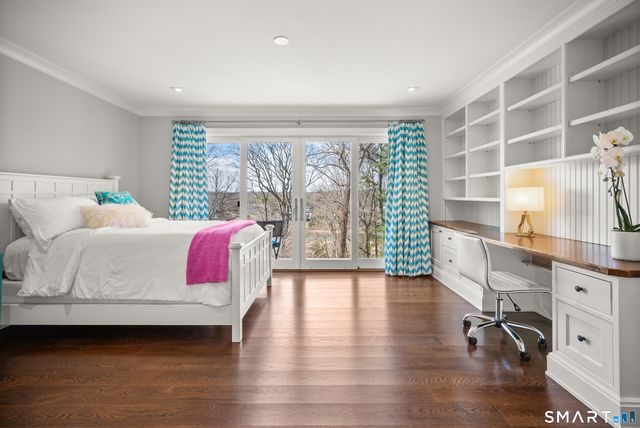 3 Stony Point West, Westport, CT 06880