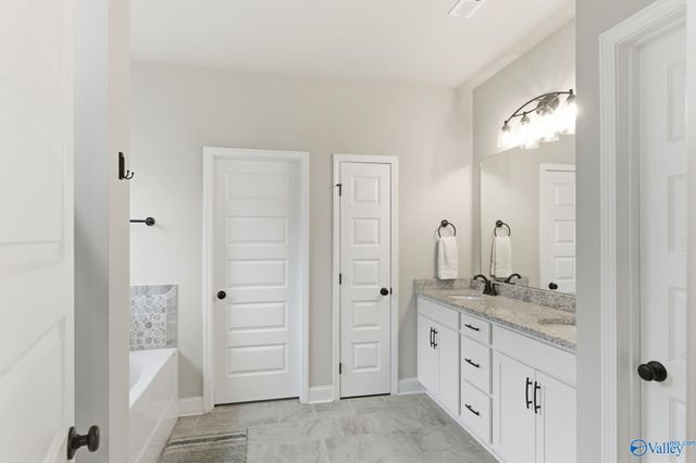 164 Creek Ridge Drive, Meridianville, AL 35759