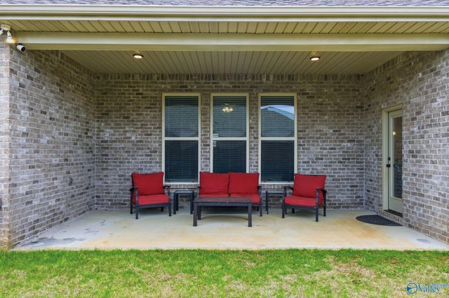 164 Creek Ridge Drive, Meridianville, AL 35759