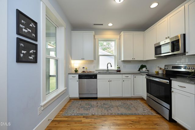 428 Claremont Drive, Chapel Hill, NC 27516