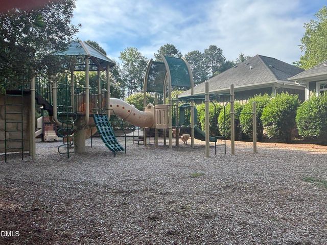 428 Claremont Drive, Chapel Hill, NC 27516