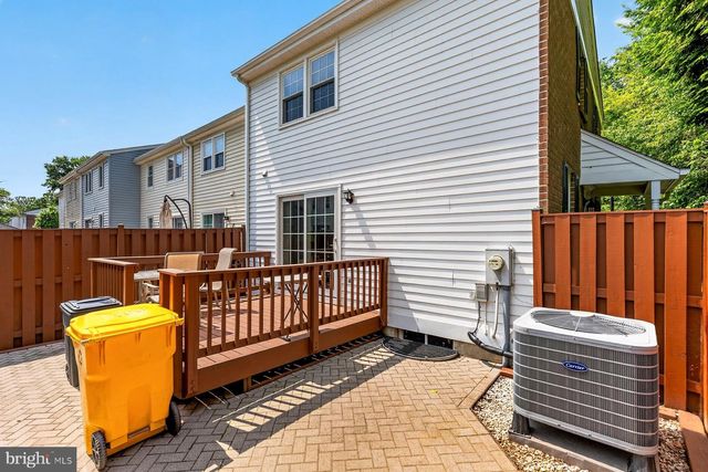 1842 ABERDEEN CIR, Crofton, MD 21114