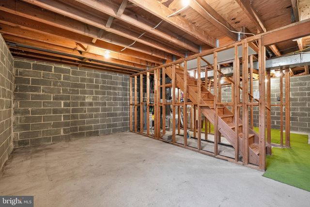 1842 ABERDEEN CIR, Crofton, MD 21114