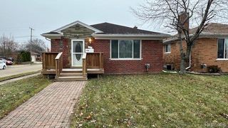 17448 Veronica Avenue, Eastpointe, MI 48021