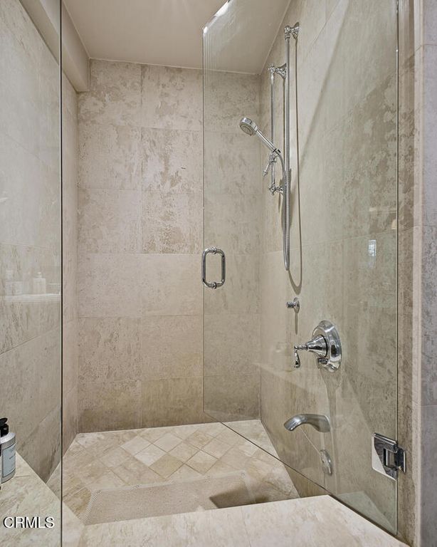 Image 20 of property listing at 1000 S Orange Grove Boulevard 23, Pasadena, CA 91105