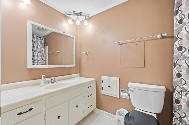 8507 Sandstone Court, New Haven, IN 46774