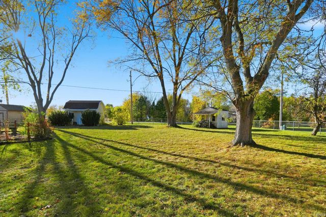 8507 Sandstone Court, New Haven, IN 46774