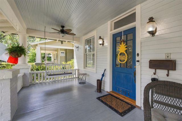 1801 W HILLS AVENUE, Tampa, FL 33606