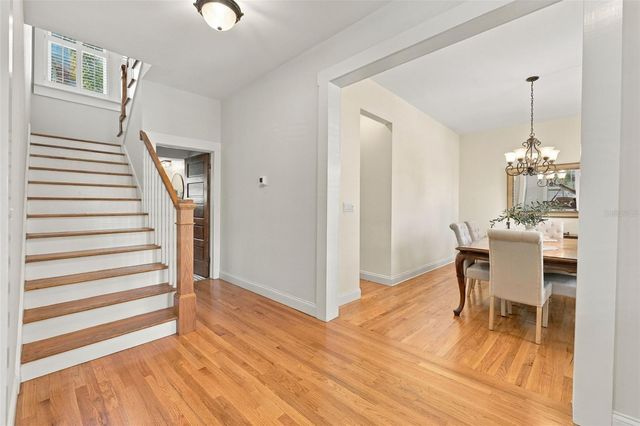 1801 W HILLS AVENUE, Tampa, FL 33606