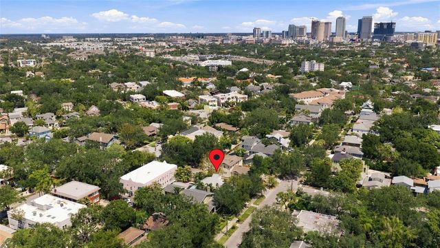 1801 W HILLS AVENUE, Tampa, FL 33606