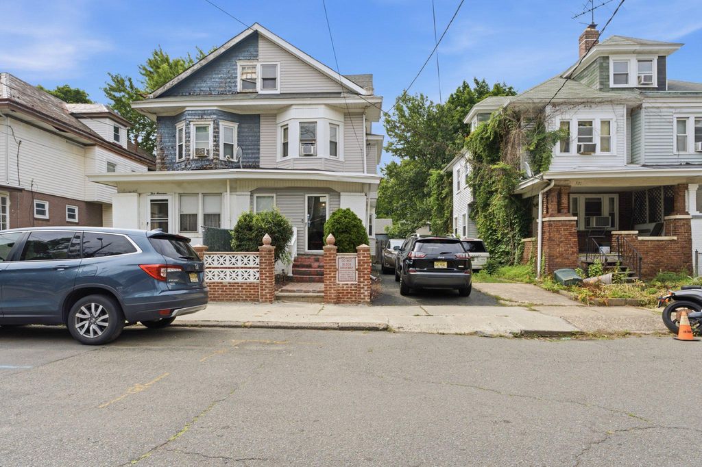 319 GARDNER, Trenton, NJ 08618