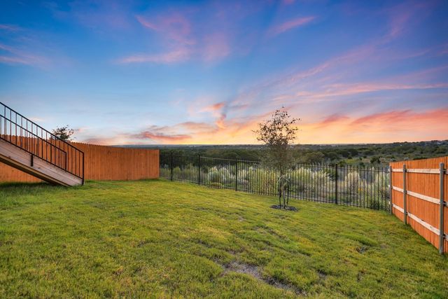 7400 Daves Landing DR, Austin, TX 78724