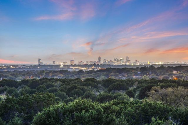 7400 Daves Landing DR, Austin, TX 78724