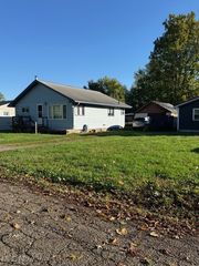 1155 12th Street NW, New Philadelphia, OH 44663