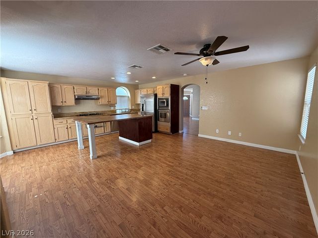 1520 Imperial Cup Drive, Las Vegas, NV 89117