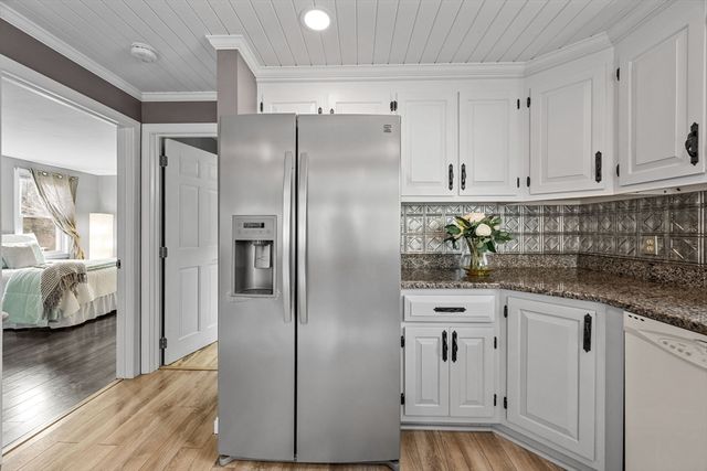 17 Kettle Drum Lane, Sandwich, MA 02537