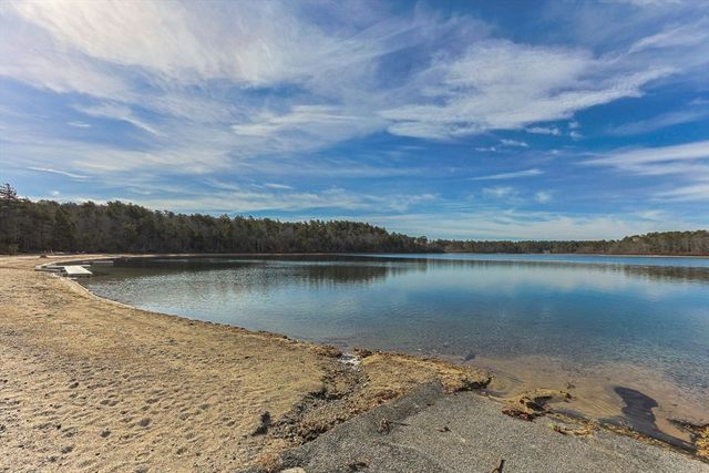 17 Kettle Drum Lane, Sandwich, MA 02537