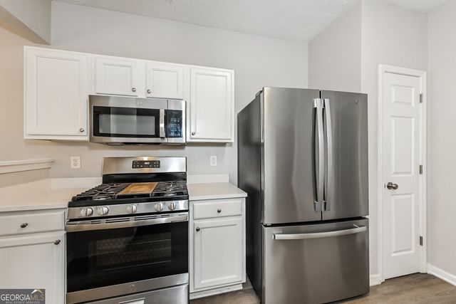 565 Cool Weather Drive, Lawrenceville, GA 30045