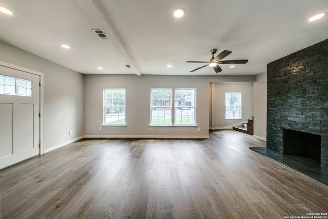 811 W Kings, San Antonio, TX 78212