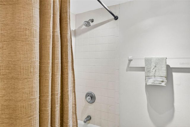 2614 COVE CAY DRIVE 405, Clearwater, FL 33760