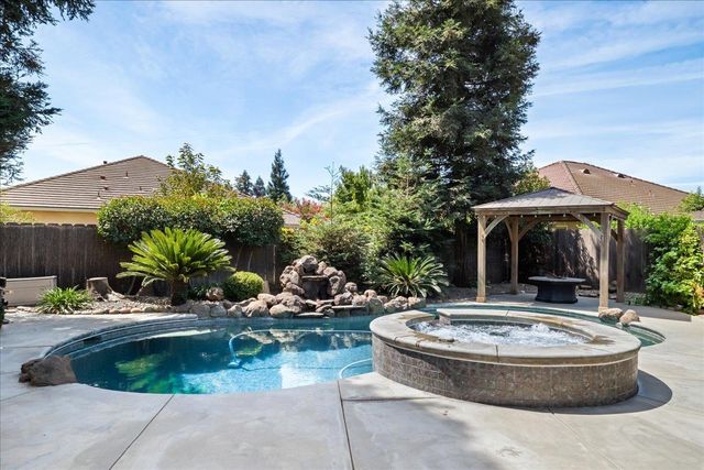 3403 Freitas Ct, Turlock, CA 95382