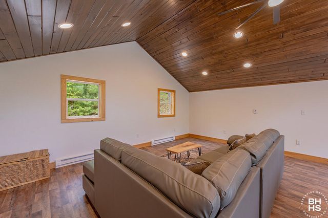 48 Cedar Street, Jay, NY 12941