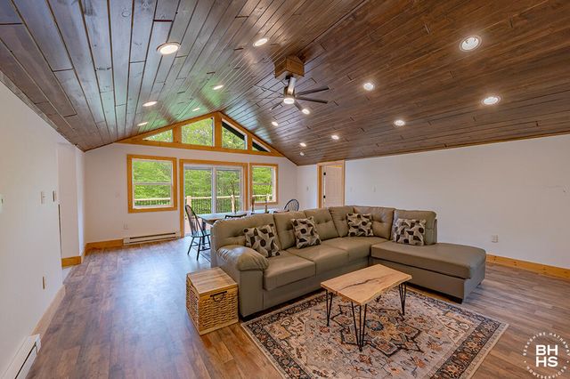 48 Cedar Street, Jay, NY 12941