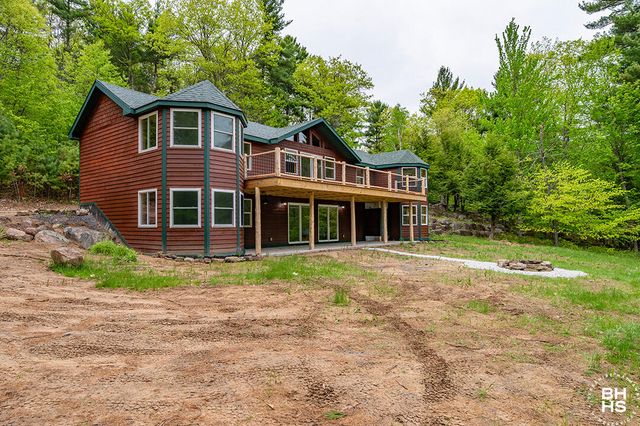 48 Cedar Street, Jay, NY 12941