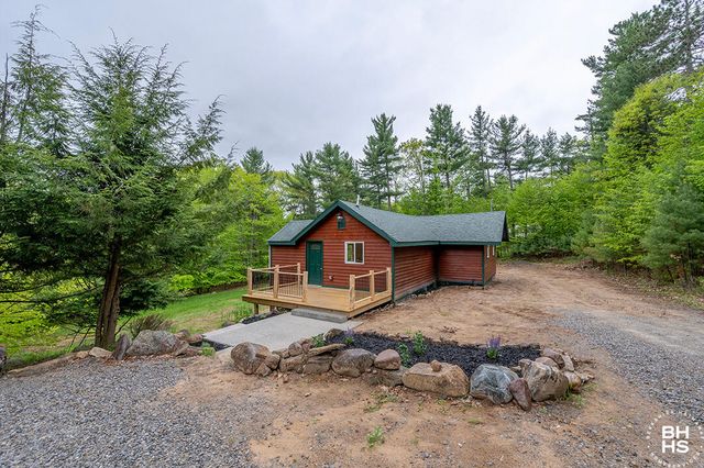 48 Cedar Street, Jay, NY 12941