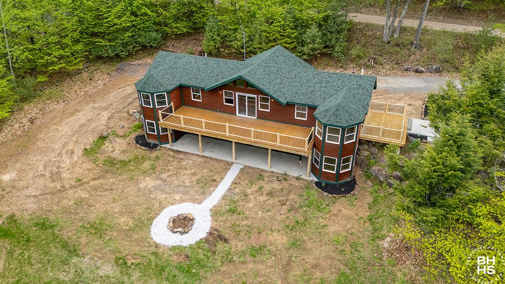 48 Cedar Street, Jay, NY 12941