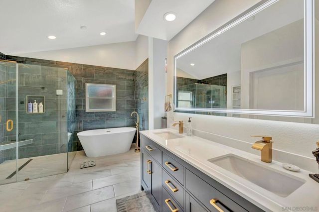 4016 Ampudia, San Diego, CA 92110