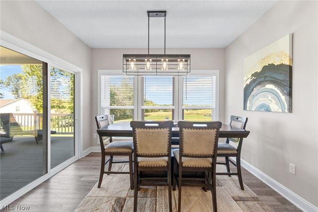 2487 Ledgestone Drive NW, Uniontown, OH 44685