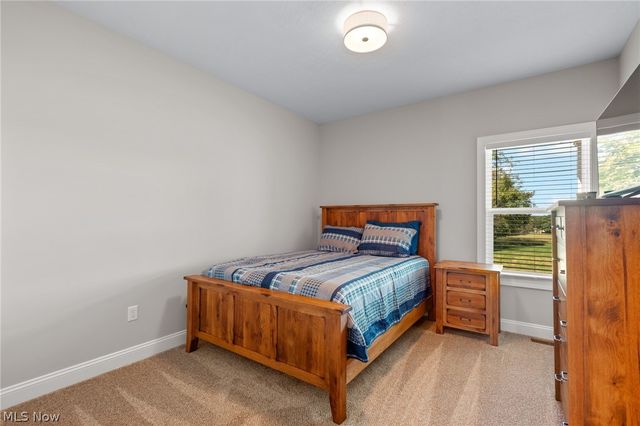 2487 Ledgestone Drive NW, Uniontown, OH 44685